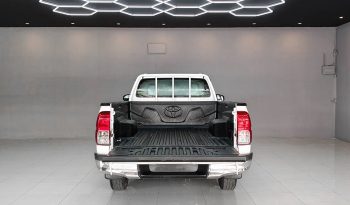 REVO 2WD 2021 2.4 ENTRY MT STANDARD WHITE  1506 full