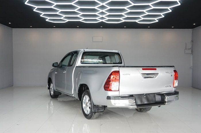 REVO 2WD 2020 2.4E MT SMART CAB SILVER  1617 full