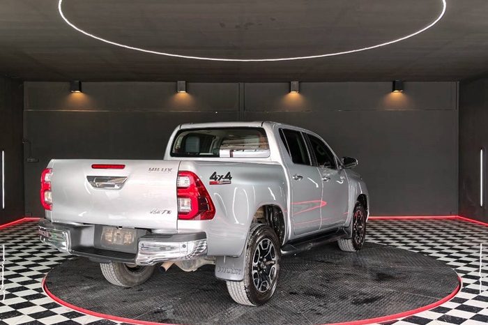 REVO 4WD 2021 2.8 HIGHT AT DOUBLE CAB SILVER  1622 full