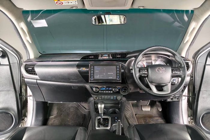 REVO 4WD 2021 2.8 HIGHT AT DOUBLE CAB SILVER  1622 full