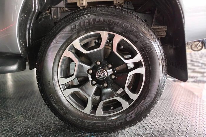REVO 4WD 2021 2.8 HIGHT AT DOUBLE CAB SILVER  1622 full