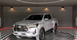 REVO 4WD 2021 2.8 HIGHT AT DOUBLE CAB SILVER  1622
