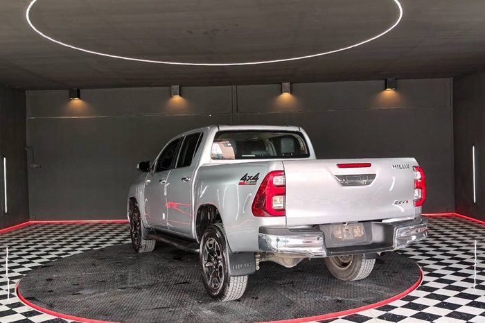 REVO 4WD 2021 2.8 HIGHT AT DOUBLE CAB SILVER  1622 full