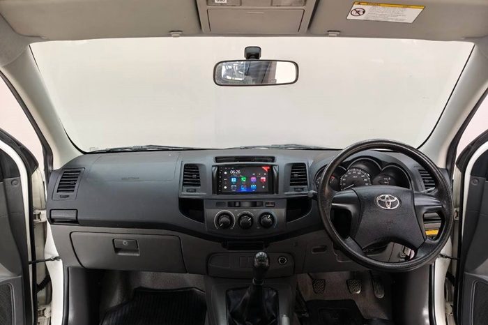 VIGO 2WD 2015 2.7J MT SMART CAB WHITE  1952 full