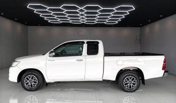 VIGO 2WD 2015 2.7J MT SMART CAB WHITE  1952 full