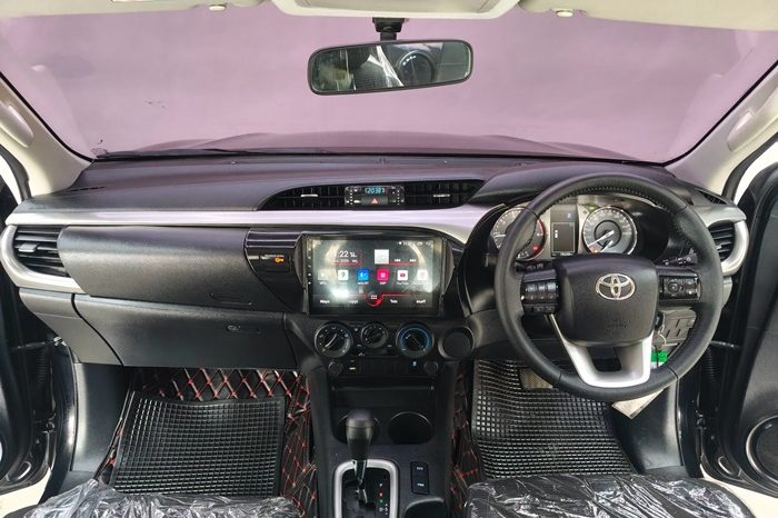 REVO PRE 2022 2.4 MID AT SAMRT CAB BLACK  2055 full