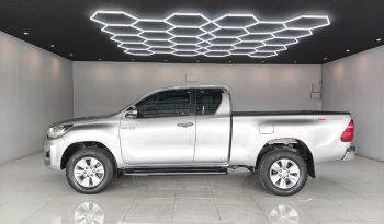 REVO PRE 2016 2.4E AT SMART CAB SILVER  2230 full