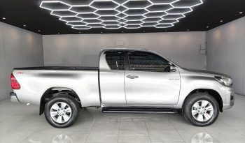 REVO PRE 2016 2.4E AT SMART CAB SILVER  2230 full