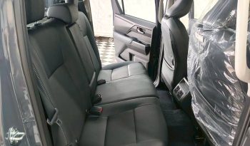 TRAVO OVERLAND PLUS 4WD 2026 2.8 AT DOUBLE CAB WHITE  22827 full