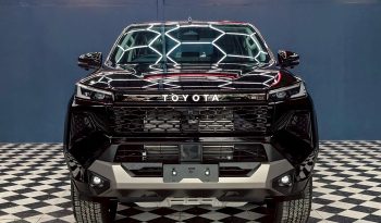TRAVO OVERLAND PLUS 4WD 2026 2.8 AT DOUBLE CAB BLACK  22880 full