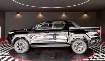 TRAVO OVERLAND PLUS 4WD 2026 2.8 AT DOUBLE CAB BLACK  23359 full