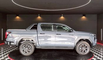 TRAVO OVERLAND PLUS 4WD 2026 2.8 AT DOUBLE CAB WHITE  23439 full