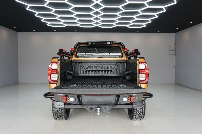 REVO 4WD 2020 2.4J AT SMART CAB ORANGE  235 full