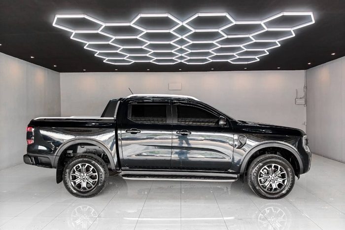 FORD 4WD 2023 2.0 AT DOUBLE CAB BLACK  2421 full