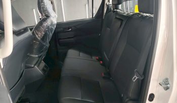 TRAVO OVERLAND PLUS 4WD 2026 2.8 AT DOUBLE CAB WHITE  23462 full