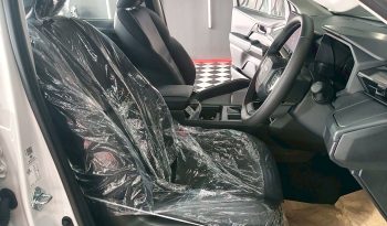 TRAVO OVERLAND PLUS 4WD 2026 2.8 AT DOUBLE CAB WHITE  23462 full