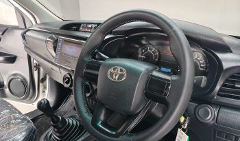 REVO 2WD 2018 2.4J MT STANDARD WHITE  2837 full