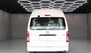 TOYOTA 2WD 2019 2.7 MT COMMUTER WHITE  3726 full