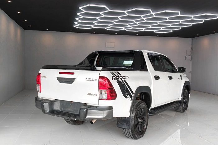 ROCCO PRE 2019 2.4G AT DOUBLE CAB WHITE  4123 full