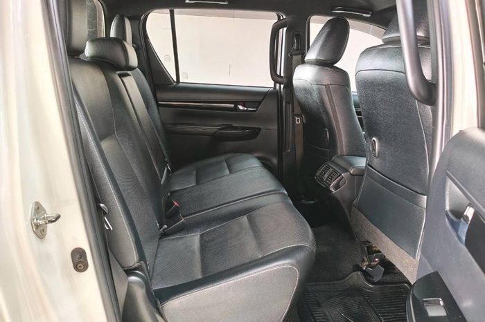 ROCCO PRE 2019 2.4G AT DOUBLE CAB WHITE  4123 full