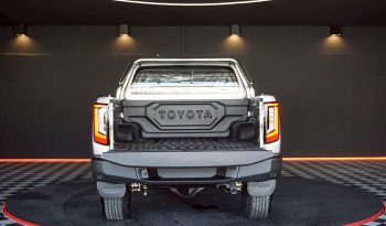 TRAVO PREMIUM 4TREX 2026 2.8 4WD MT DOUBLE CAB SILVER  42205 full