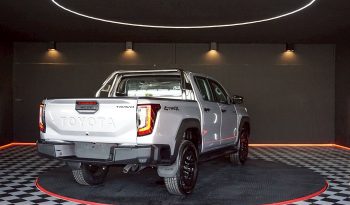 TRAVO PREMIUM 4TREX 2026 2.8 4WD MT DOUBLE CAB SILVER  42205 full