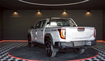 TRAVO PREMIUM 4TREX 2026 2.8 4WD MT DOUBLE CAB SILVER  42205 full