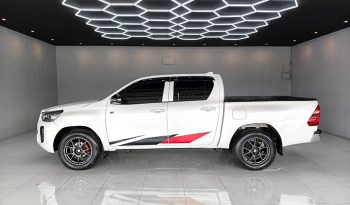 GR 2WD 2022 2.8G AT DOUBLE CAB WHITE  472 full