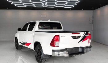 GR 2WD 2022 2.8G AT DOUBLE CAB WHITE  472 full