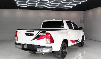 GR 2WD 2022 2.8G AT DOUBLE CAB WHITE  472 full