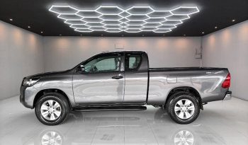 REVO 2WD 2020 2.4 MID AT SAMRT CAB DARK GREY  7893 full