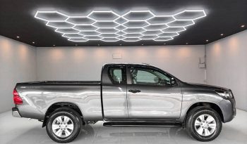 REVO 2WD 2020 2.4 MID AT SAMRT CAB DARK GREY  7893 full