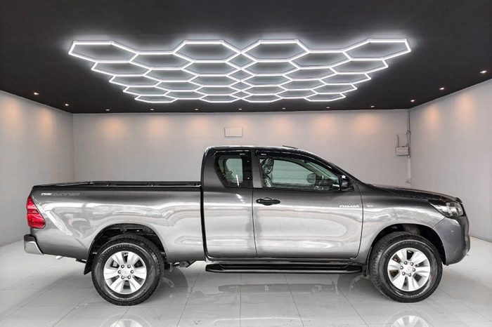 REVO 2WD 2020 2.4 MID AT SAMRT CAB DARK GREY  7893 full