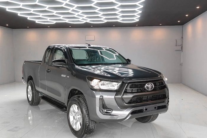REVO 2WD 2020 2.4 MID AT SAMRT CAB DARK GREY  7893 full