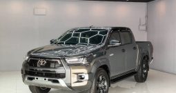REVO PRE 2022 2.4 ENTRY AT DOUBLE CAB BRONZE 5048