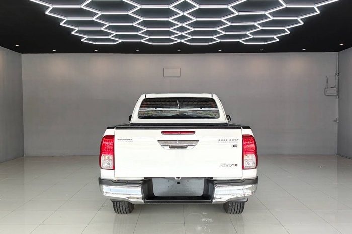 REVO 2WD 2016 2.4E MT SMART CAB WHITE  5058 full