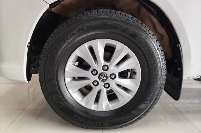 REVO 2WD 2016 2.4E MT SMART CAB WHITE  5058 full
