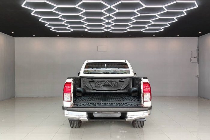 REVO 2WD 2016 2.4E MT SMART CAB WHITE  5058 full