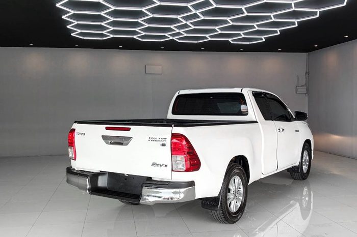 REVO 2WD 2016 2.4E MT SMART CAB WHITE  5058 full