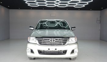 VIGO 2WD 2013 2.7J MT SMART CAB SILVER 5829 full