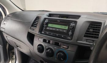 VIGO 2WD 2013 2.7J MT SMART CAB SILVER 5829 full