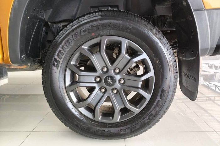 FORD 4WD 2022 2.0 AT DOUBLE CAB YELLOW  6324 full