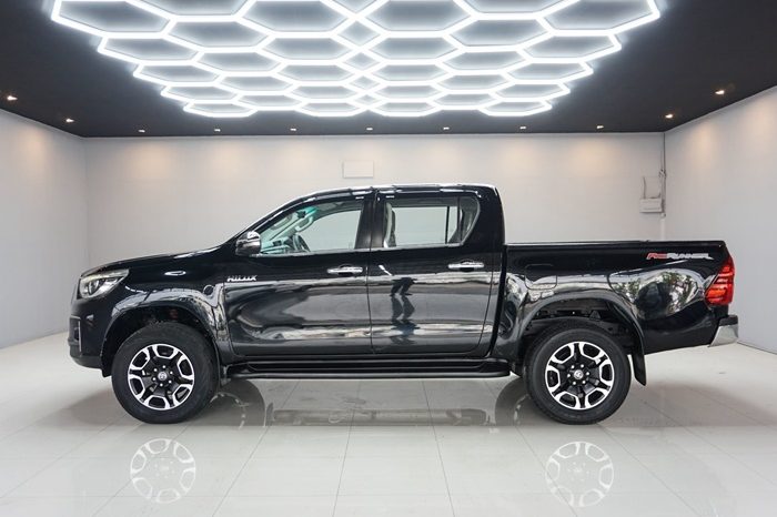 REVO PRE 2016 2.8G AT DOUBLE CAB BLACK  7686 full