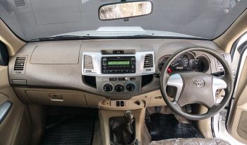VIGO 2WD 2013 2.5E MT SAMRT CAB WHITE  7835 full