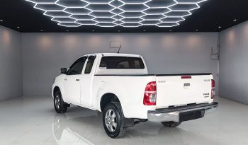 VIGO 2WD 2013 2.5E MT SAMRT CAB WHITE  7835 full