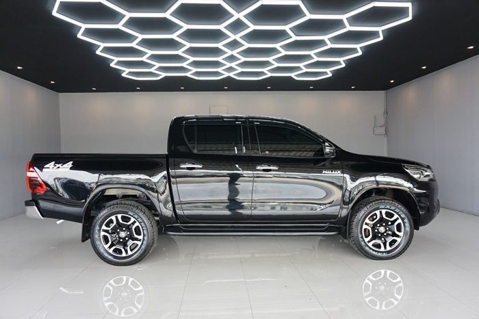 REVO 4WD 2021 2.4 MID MT DOUBLE CAB BLACK  7879 full