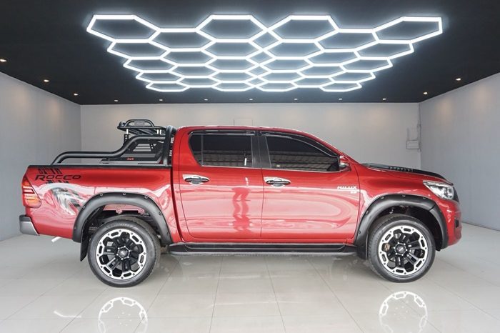 ROCCO 4WD 2019 2.8G MT DOUBLE CAB RED  8030 full