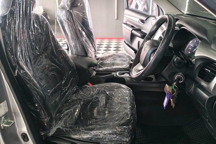 REVO 2WD 2020 2.4 MID AT DOUBLE CAB SILVER  8773 full
