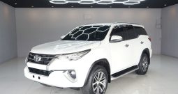TOYOTA 2WD 2019 2.4V AT FORTUNER WHITE  8851