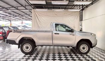 TRAVO 4TREX 4WD 2026 2.8 AT STANDARD SILVER 94341 full